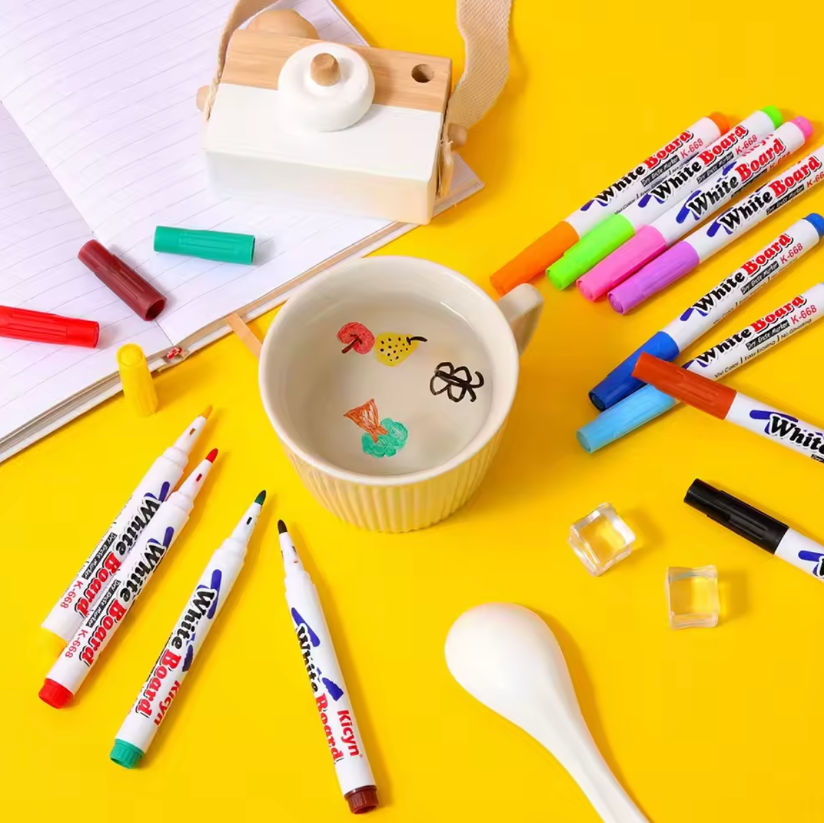 FloatInk™ | Slip dit barns kreativitet løs – helt uden skærm!